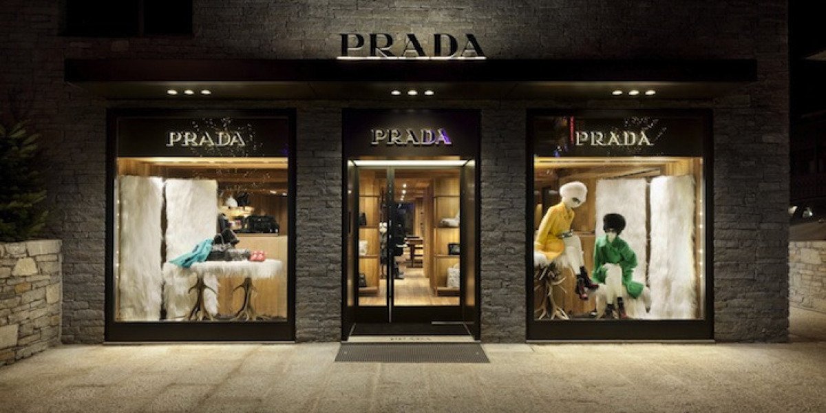 Prada Sale Store a specific dress on the