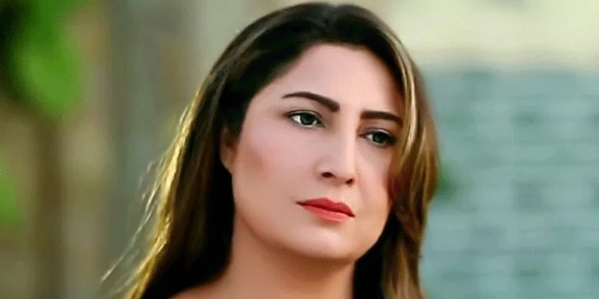 سینئر اداکارہ صائمہ نور ایک بار پھر سوشل میڈیا کی زینت بن گئیں،ڈانس ویڈیو وائرل